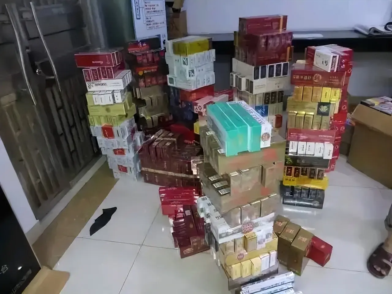 中国烟草电子烟市场崛起_中国烟草亏损50亿原因分析_开一个电子烟实体店投入成本