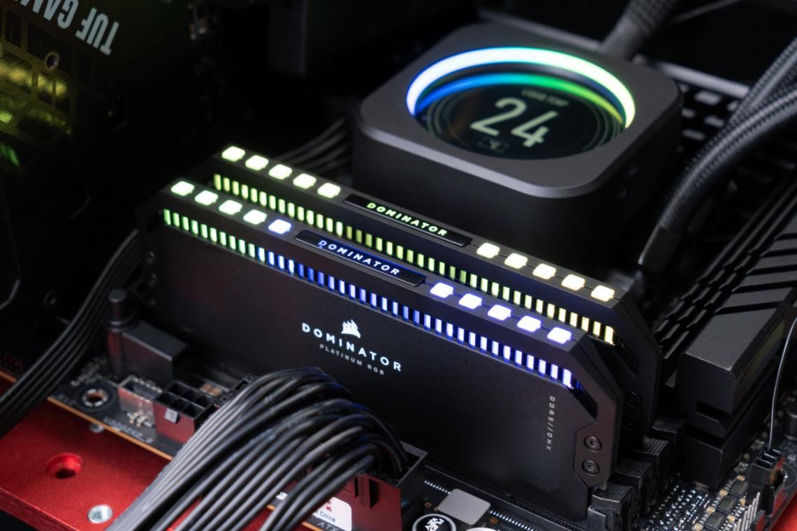 DDR5内存性能表现_美商海盗船铂金统治者RGB 5200评测_美商海盗船内存代理有几家