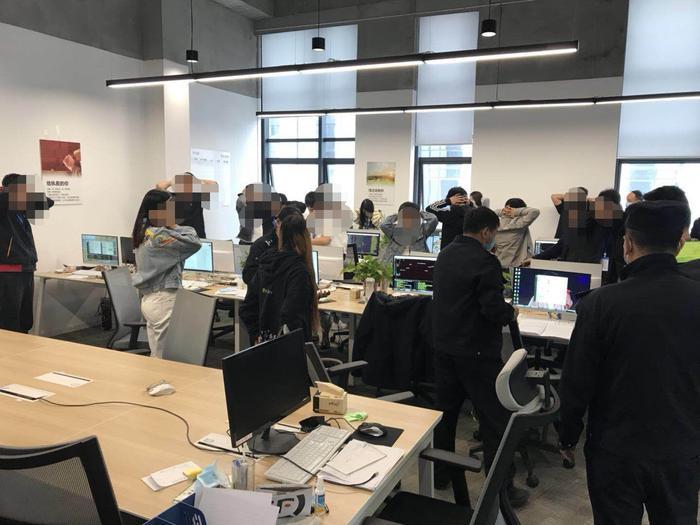 小心虚假股票配资平台骗局，如何识别靠谱平台防血本无归？