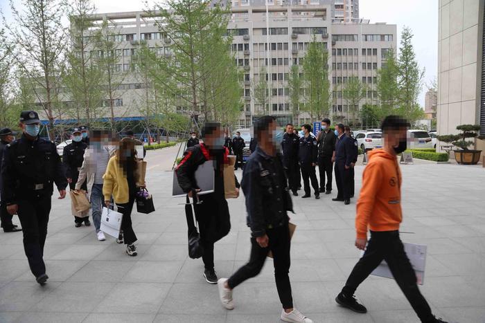 股票配资平台哪个最好_股票投资诈骗_虚假配资平台