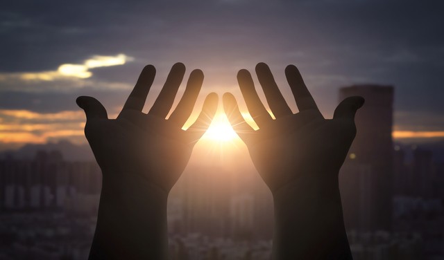 工资低还债生活压力_本期应还款额3000最低_房贷31.7万信用卡4.5万