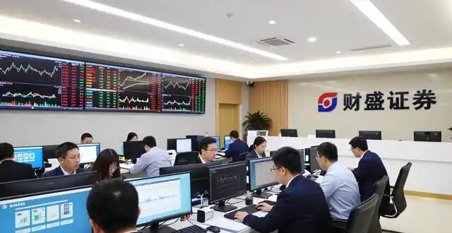 揭秘安全可靠的配资平台app，合规资质与口碑评测大公开