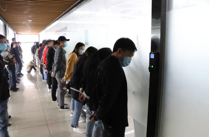 股票加杠杆平台_非法荐股诈骗 余杭警方捣毁特大荐股诈骗团伙 同花顺警惕荐股诈骗风险