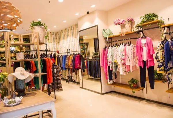 销售员去店铺推销技巧_服装店优秀导购必备技能_服装导购销售技巧